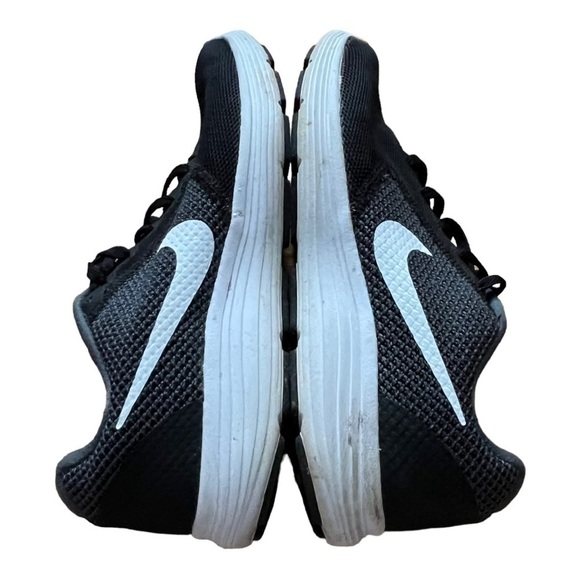 Nike Women’s Size 7 Revolution 3 819303-001 Black Running Shoes Sneakers Lace Up - Picture 6 of 9